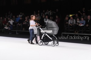 Crónica Feria del bebé en Granada fotobaby fotografos de bebes embarazo recien nacido familia new born (8)    